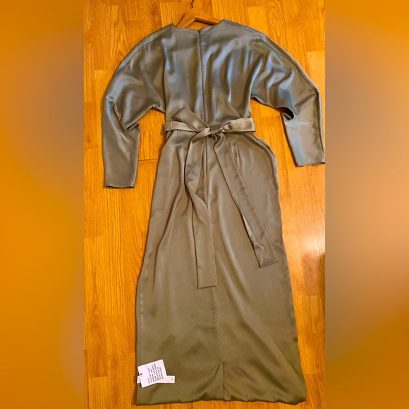 ASOS Sage Green Long Sleeve Maxi Dress - Picture 3 of 3